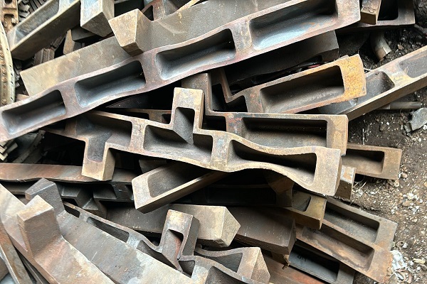 Buy Metal Scrap Icon